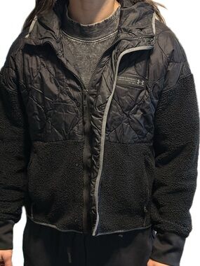 Under Armour Black Quilted Puffer Jacket with Hood
